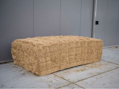 Spaans gehakseld tarwestro | Per halve vracht 12 ton | Zelf lossen